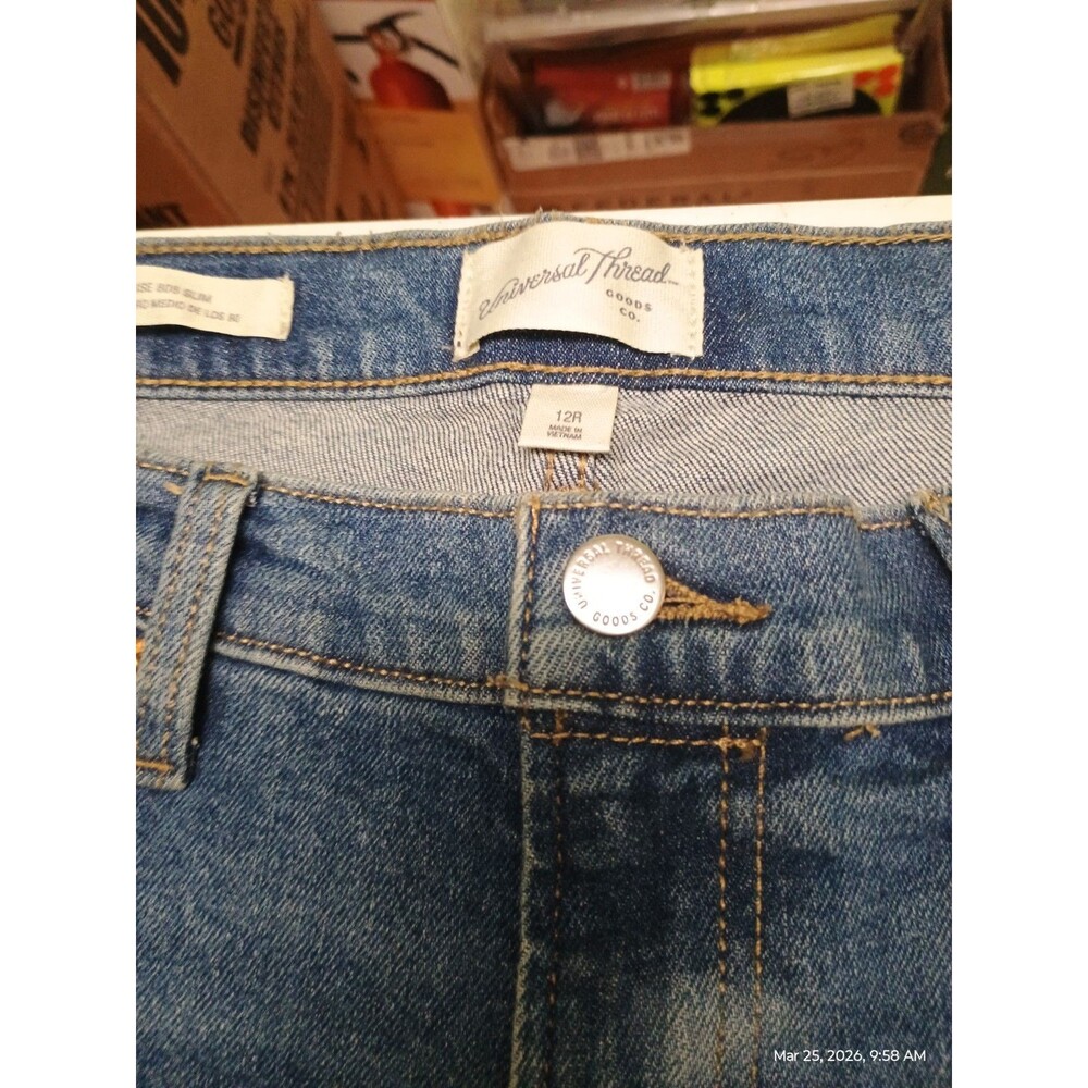 Women's Mid-Rise 80's Slim Straight Ankle Jeans - Universal Thread™ - Picture 6 of 7